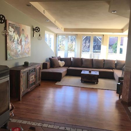 Helle, Offene Dachgeschosswohnung Mit Terrasse Oberloisdorf Esterno foto