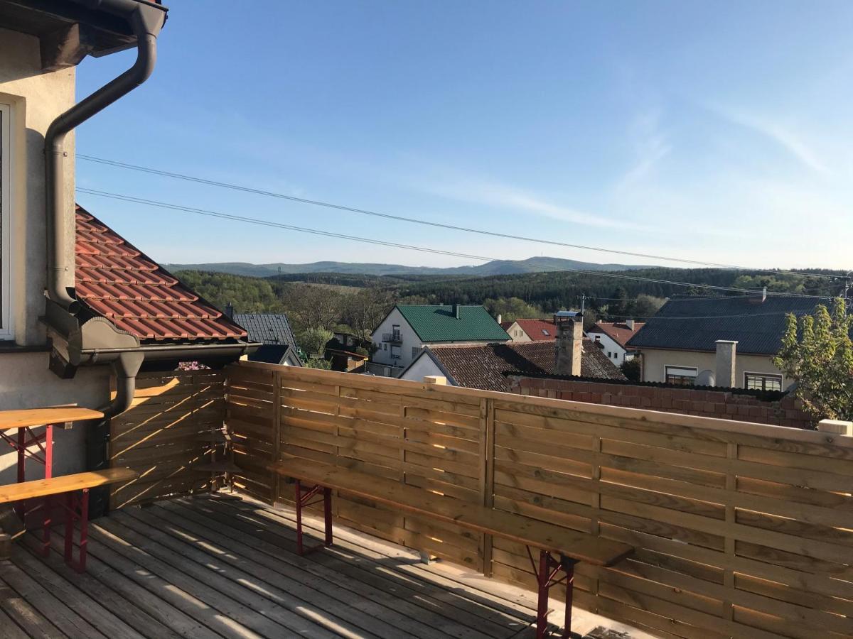Helle, Offene Dachgeschosswohnung Mit Terrasse Oberloisdorf Esterno foto
